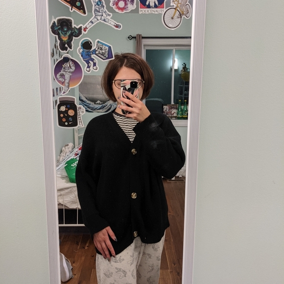 Oversized black cardigan, size M-L - Picture 2 of 2